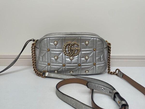 グッチ GUCCI GGマーモントパールキルティングバッグ パール シルバー ショルダーバッグ スタッズ チェーン