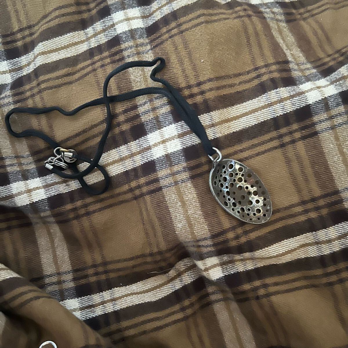 undercover but beautiful 紐ネックレス 2025年最新】Yahoo!オークション -undercover ネックレスの中古