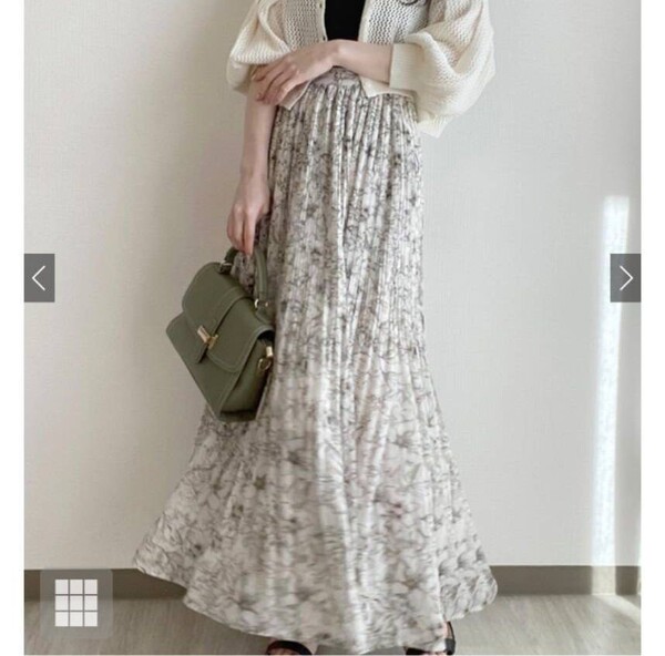 新品タグ付きGRLグレイル プリーツスカート