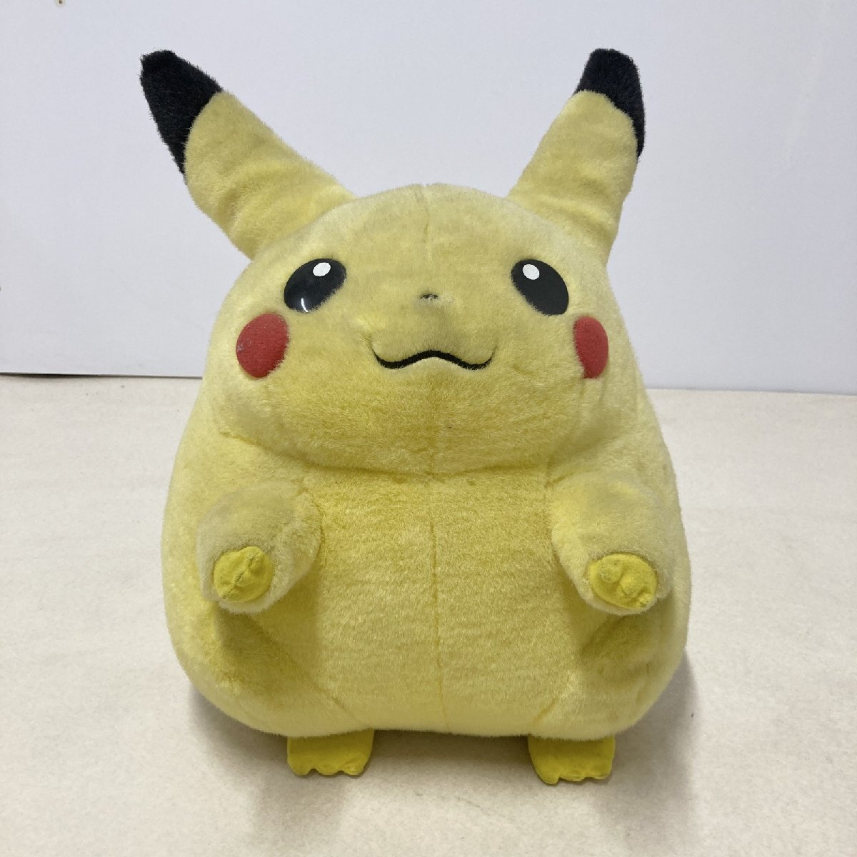 TOMY 初代 ピカチュウ ぬいぐるみ ヴィンテージ 当時物 激レア 超希少品 Yahoo!オークション -「tomy ぬいぐるみ ピカチュウ 初期