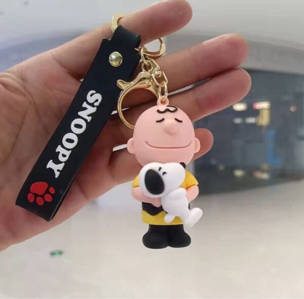 【新品未使用】SNOOPY スヌーピー チャーリーブラウン シリコン キーホルダー ストラップ