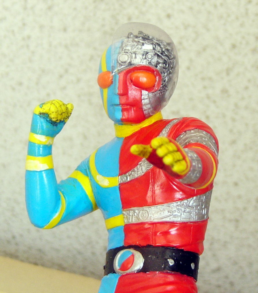 海洋堂1/8キカイダー組立塗装済み Yahoo!オークション -「人造人間キカイダー 海洋堂」の落札相場
