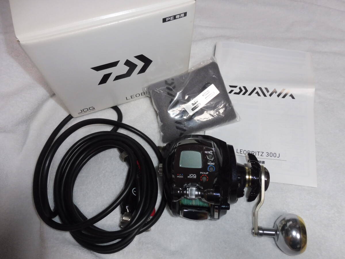 LEOBRITZ 300J 電動リール 中古 動作確認済 Yahoo!オークション -「ダイワ レオブリッツ 300j」の落札相場