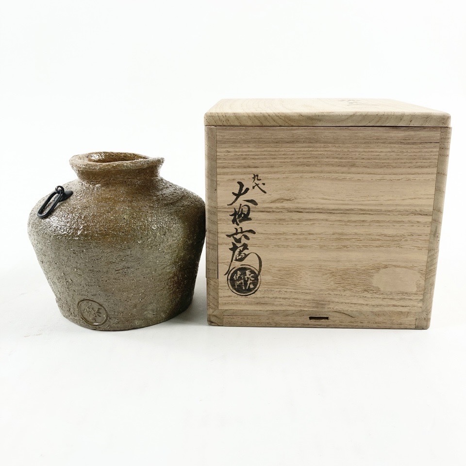 九代 大樋長左衛門 焼締耳付花入 表千家 十三代 即中斎o498 Yahoo!オークション -「九代大樋長左衛門」(大樋) (日本の陶磁