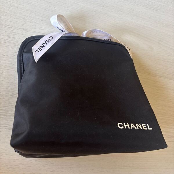 【USED】非売品 シャネル CHANEL 化粧品ノベルティ ポーチ 黒 コスメ 化粧 小物入れ