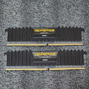 CORSAIR VENGEANCE LPX DDR4-2666MHz 16GB (8GB×2枚キット) CMK16GX4M2A2666C16 動作確認済み デスクトップ用 PCメモリ (1)