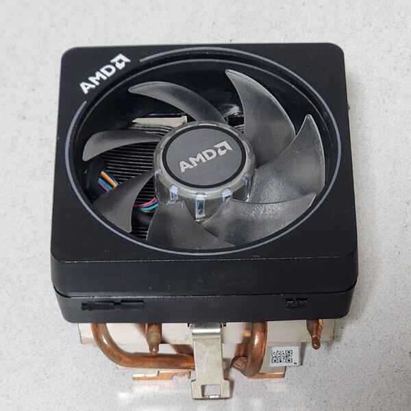 【送料無料】AMD Wraith Prism Ryzen付属CPUクーラー Socket AM4・AM5等対応 PCパーツ