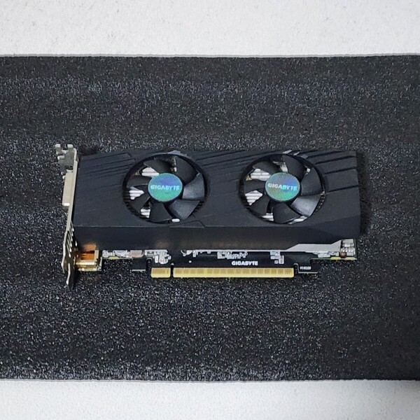 GIGABYTE GEFORCE GTX1650 4GB GDDR5 LP ロープロファイル対応 補助電源不要 動作確認済み PCパーツ グラフィックカード PCIExpress