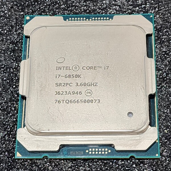 CPU Intel Core i7 6850K 3.6GHz 6コア12スレッド Broadwell-E LGA2011-3 PCパーツ インテル 動作確認済み