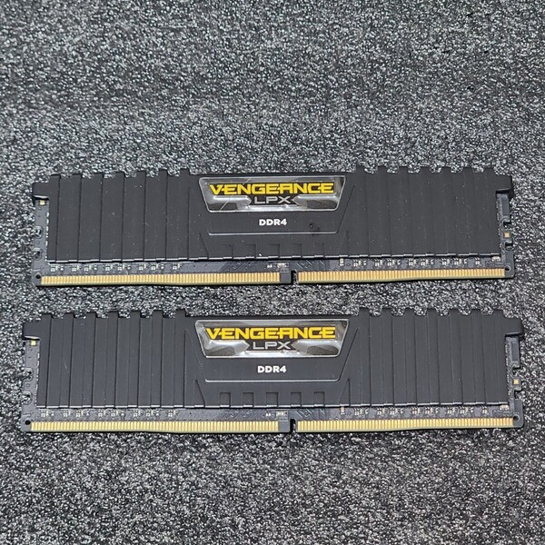 CORSAIR VENGEANCE LPX DDR4-2666MHz 16GB (8GB×2枚キット) CMK16GX4M2A2666C16 動作確認済み デスクトップ用 PCメモリ (2)