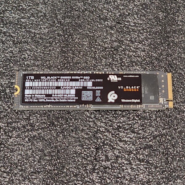 WesternDigtal WD BLACK SN850X(WDS100T2X0E-00CBA0) 1000GB/1TB NVMe SSD PCIe Gen4対応 フォーマット済 PCパーツ M.2 2280 動作確認済み