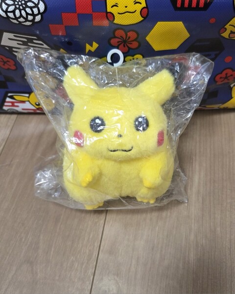 【希少】新品 タグ付き ポケモン 初期 ピカチュウ ぬいぐるみ TOMY トミー お腹を押すと鳴く ポケットモンスター フィギュア お顔可愛い
