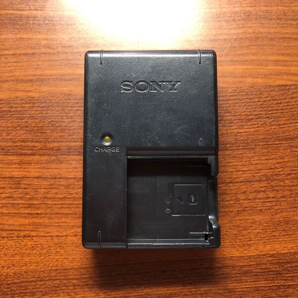 送料無料 BC-CSGB SONY ソニー 充電器 バッテリーチャージャー NP-BG1用 純正品