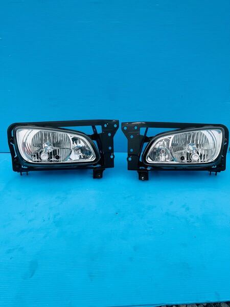 純正 日野 プロフィア レンジャー 一色 ASSY HID ヘッドライト ヘッドランプ バラスト付き セット 小糸 KOITO 100-35052 動作OK Rei4032