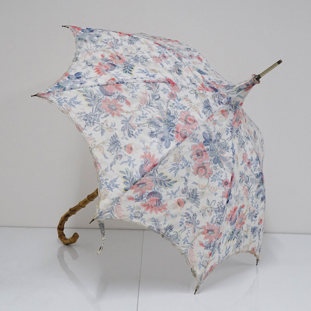 【最終価格】Vivienne Westwood 花柄 日傘 晴雨兼用 長傘 赤 2025年最新】Yahoo!オークション -vivienne westwood 傘の中古品