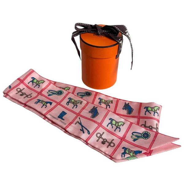 美品 HERMES エルメス スカーフ ツイリー 馬着 Couvertures et Tenues de jour シルクツイル 2022年秋冬 HERMES SCARF TWILLY
