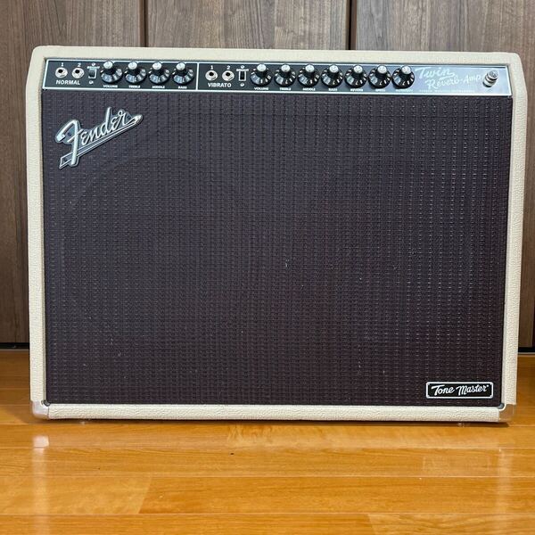 .中古 Fender Tone Master Twin Reverb