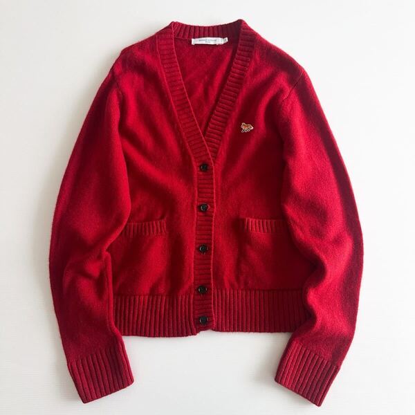 ★ Maison Kitsun メゾンキツネ / Vネック ウール フォックス刺繍 ワッペン カーディガン 赤 XS レディース 赤