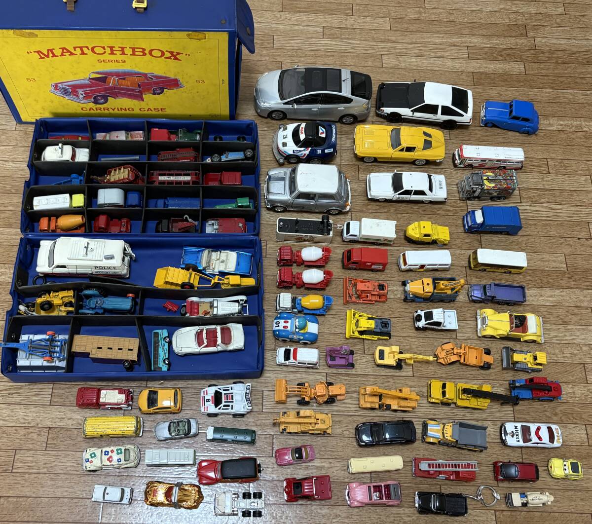 トミカ等ミニカー セット 200台以上まとめ売り 2025年最新】Yahoo!オークション -トミカ ミニカー 大量(トミカ