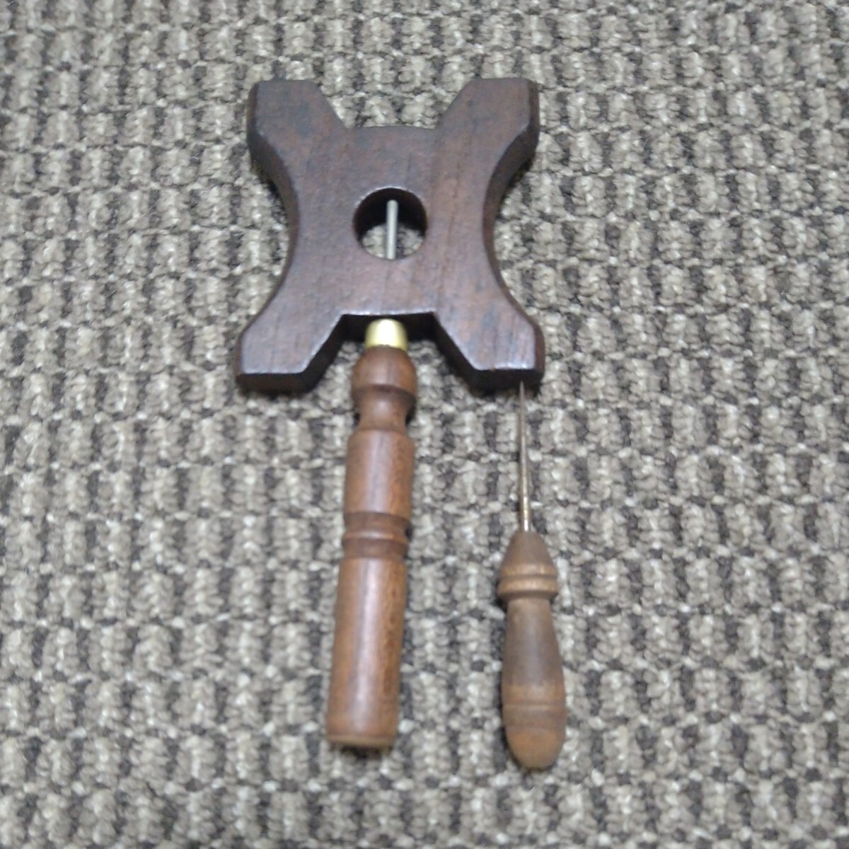 ジャンク品/長期保管品/レア品/メーカー不明/糸巻き/木製/大工道具