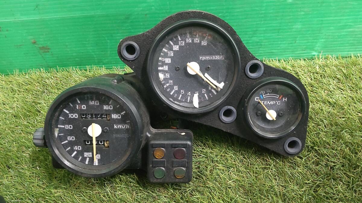 2025年最新】Yahoo!オークション -vfr400r(メーター)の中古品