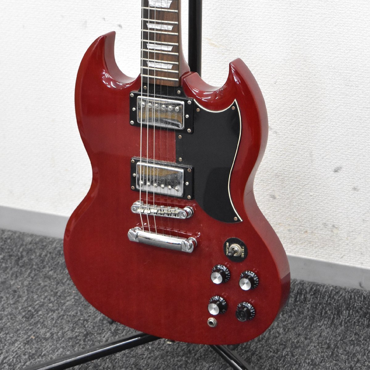再値下げ❗️Epiphone by Gibson SG エレキギター! 美品! Yahoo!オークション -「エピフォンsg」の落札相場・落札価格