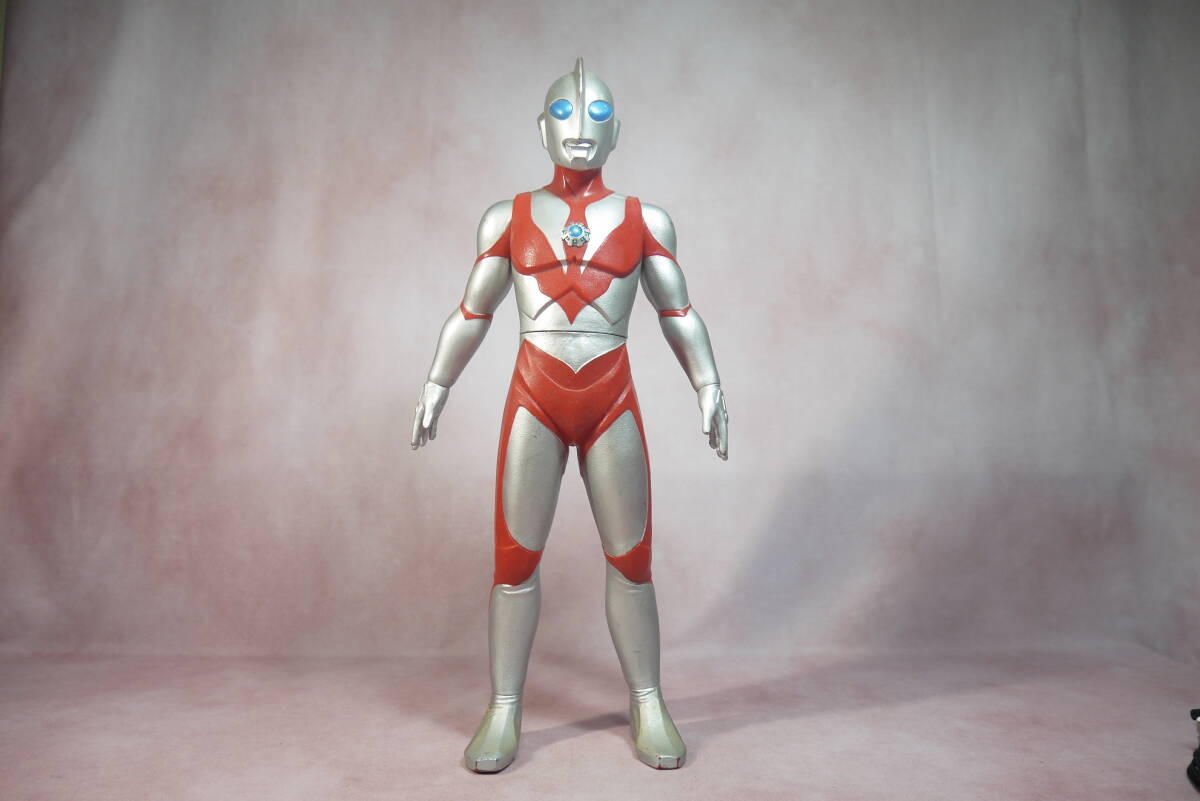 京本コレクション特別限定版ゴールドバージョン４体セット 2025年最新】京本 コレクション ウルトラマンパワードの人気