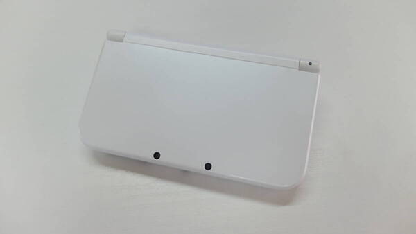 Newニンテンドー3DSLL本体のみ パールホワイト 管理番号:939
