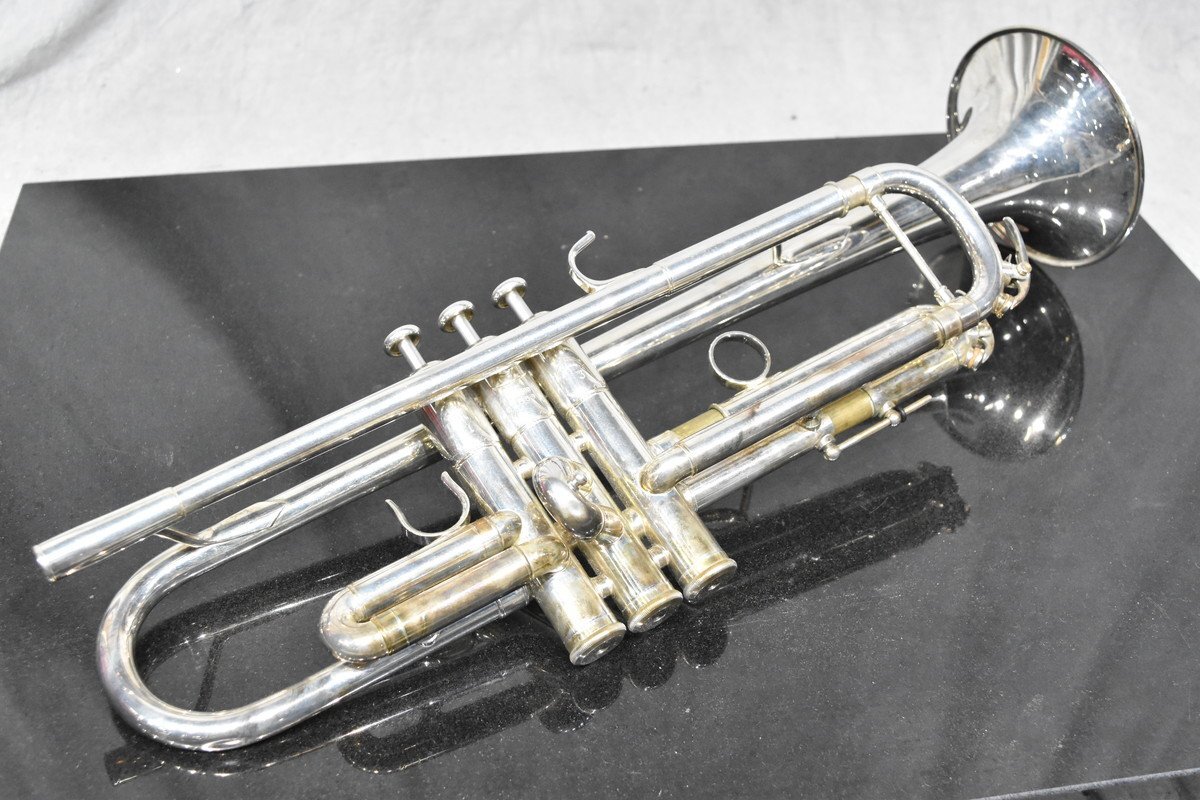 [限定値下げ]YAMAHA ヤマハ YTR-800gs sddefault.jpg