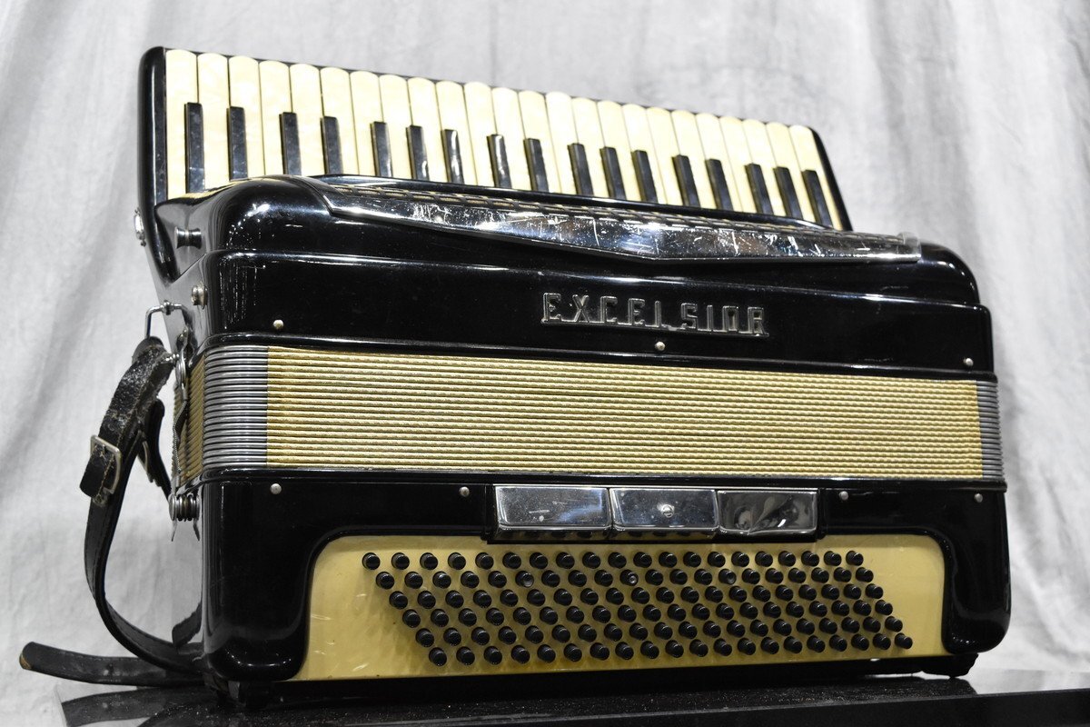 【音出しOK】EXCELSIOR エキセルシャー アコーディオン MOD.580 Yahoo!オークション -「excelsior アコーディオン」の落札相場