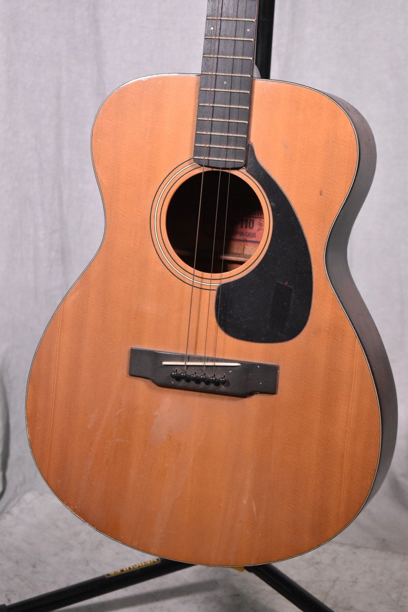 ヤマハFG-110 赤ラベル ビンテージ アコギ JAPAN ハードケース YAMAHA FG-110（赤ラベル）1969年製 当時の純正ハードケース付
