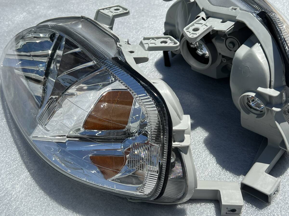 シビックフェリオ　esシビック後期　USホンダ純正ヘッドライト左右セット 不明 ESシビック後期用USヘッドライト のパーツレビュー