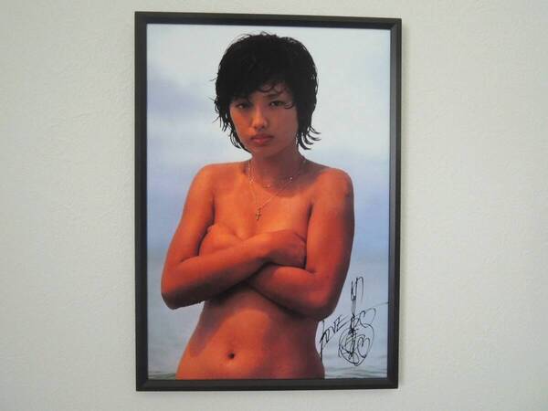 山口百恵 グラビア 海 セクシー 美人 ポスター 写真 22cm×32cm サイズ A4 フォトフレーム