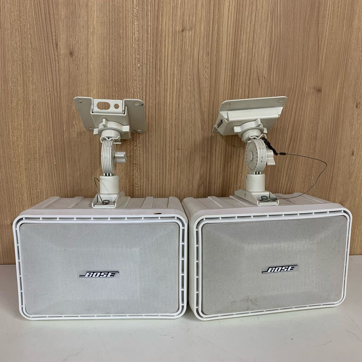 BOSE 101MMWスピーカー 金具付き 中古 Yahoo!オークション -「bose 101mmw」の落札相場・落札価格