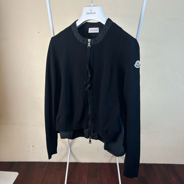 【極美品】 MONCLER モンクレールペプラムニット切り替えカーディガン黒S