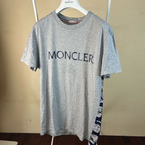 【レアモデル】【ラバーロゴ】 MONCLER モンクレール半袖Tシャツグレーナイロン切り替えM