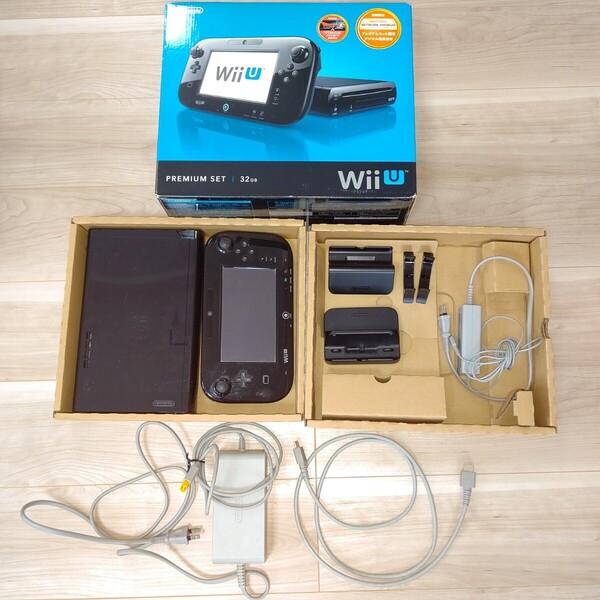 Nintendo wii u プレミアムセット クロ 32GB 美品 ゲーム
