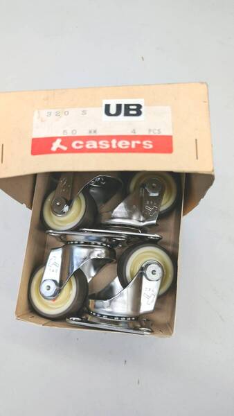 未使用4個 ステンレス製キャスター 自在 Φ50ウレタン車輪 320S-UB50 ハンマーキャスター