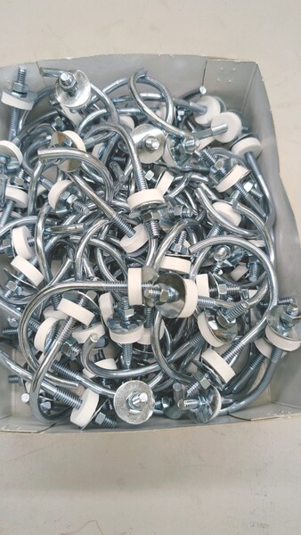 未使用 波板取り付け金具 パイプフックボルトセット 1/4-50-78 100本入り1箱