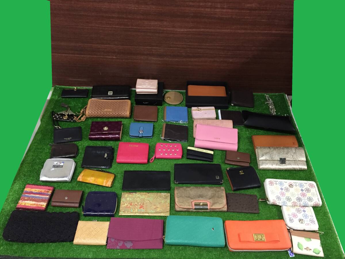 オールドコーチ　COACH キーチェーン　キーホルダー　スクイーズドキーケース 楽天市場】レッド 赤（ブランドコーチ）（キーホルダー