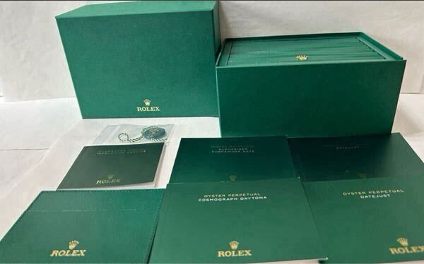 【送料込】ROLEXロレックス純正 最新型 MサイズBOXメンズ レディース スポーツ用BOXROLEX DATEJUST. 冊子 タグ カードケース等 計9点