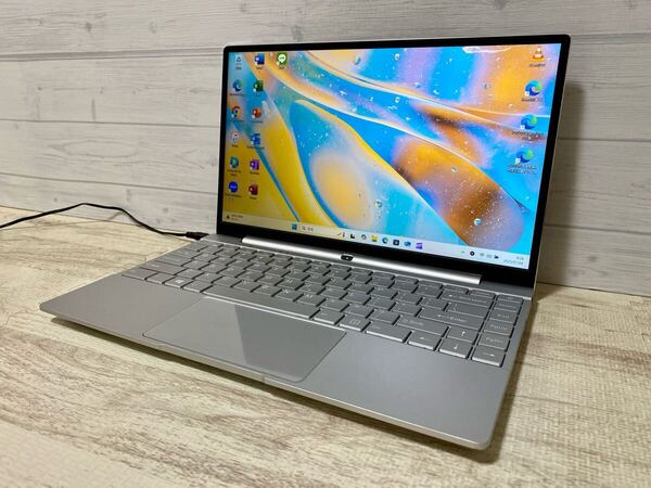 ★美品★ Win11 Office2024 i7 7500U 8GB 新品M.2SSD256GB NVMe USB3.0 USB-C Bluetooth Webカメラ フルHD 地デジ 年賀状 生成AI 初心者