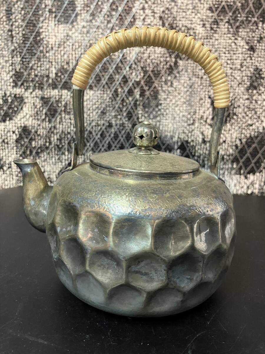 【純銀刻印】香合 扇子型 茶道具 宮本造 骨董品 アンティーク シルバー Yahoo!オークション -「骨董品」(銀製) (金属工芸)の落札相場