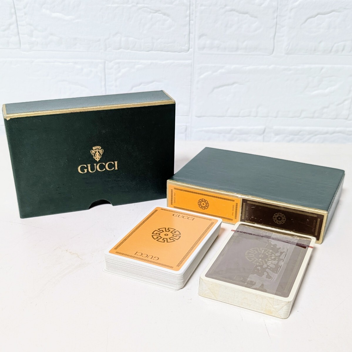 【未開封】GUCCI トランプ2個 ボックス付き オールドグッチ ビンテージ Yahoo!オークション -「トランプ」(グッチ) (く)の落札相場