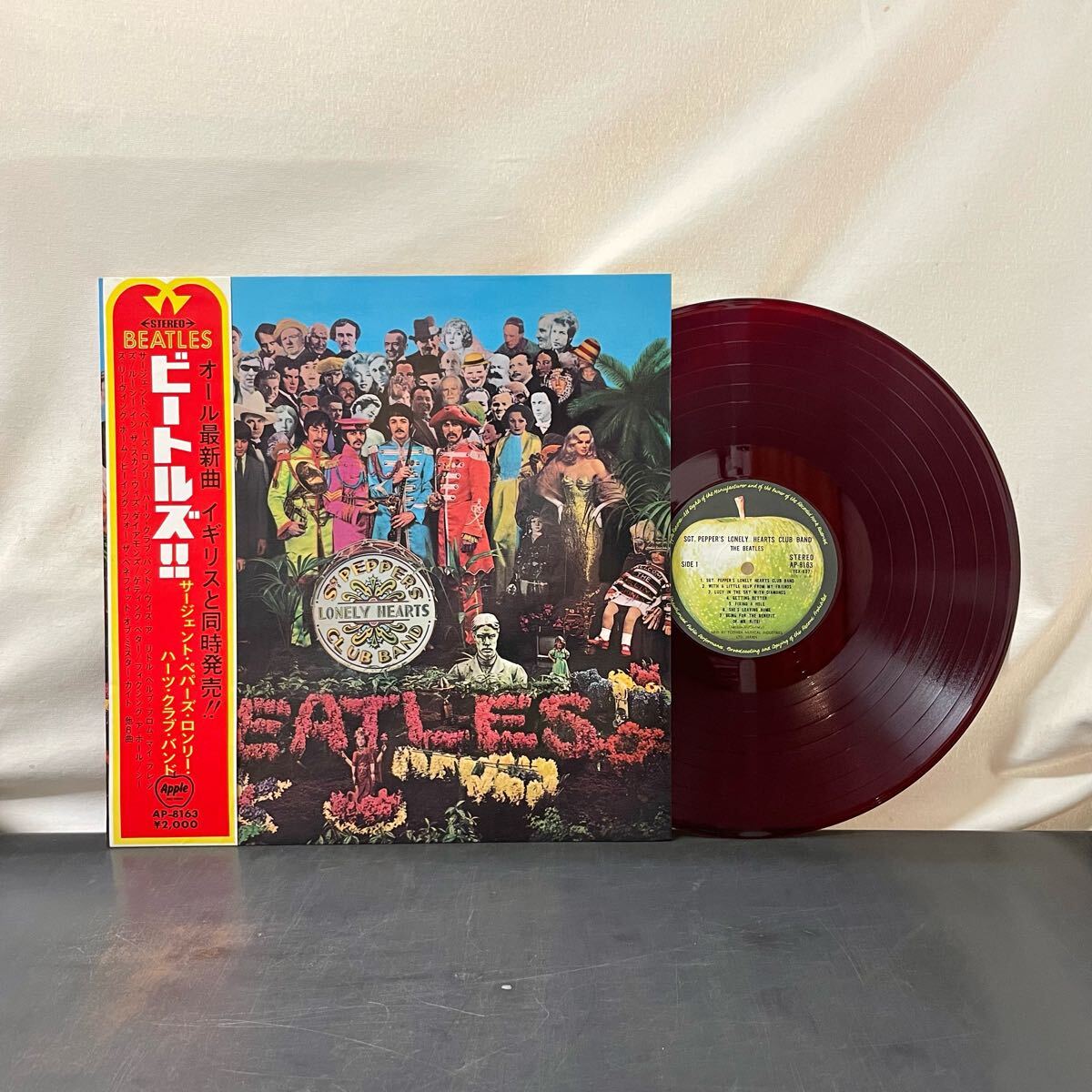 ビートルズ レコード 3枚セット 赤盤 サージェントピクチャー盤 マジカルミステ ビートルズ レコード 3枚セット 赤盤 サージェントピクチャー盤