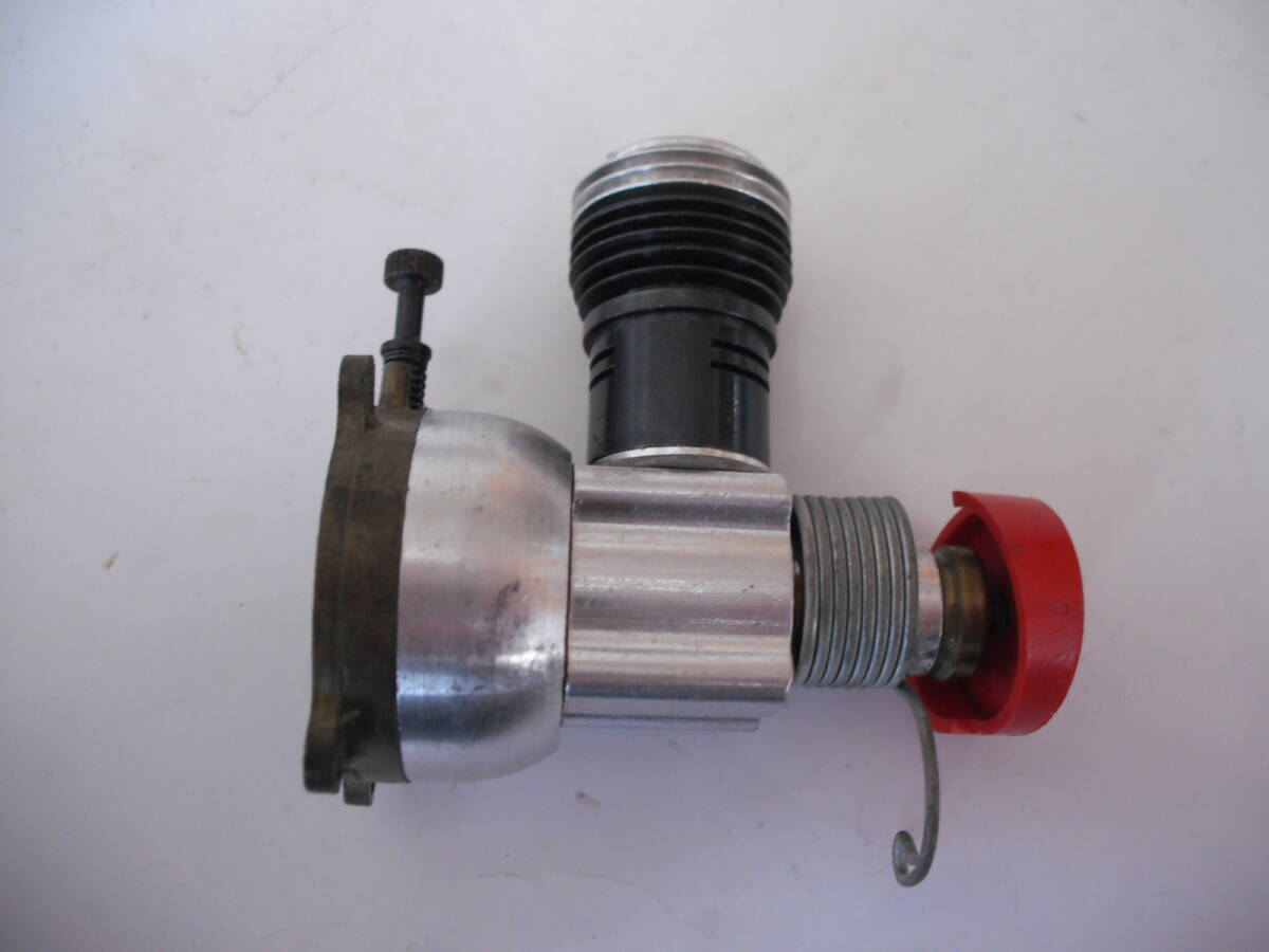 Cox PeeWee 02エンジン 専用プラグ付き Cox PeeWee 02エンジン 専用プラグ付き - メルカリ