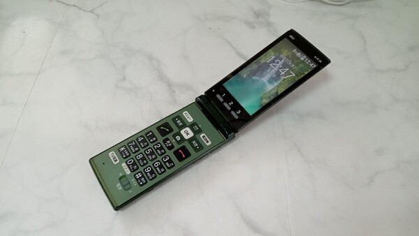 K4402 au SIMフリー 簡単ケータイ KYF36 KYOCERA 簡易確認&簡易清掃&初期化OK 判定○ 送料無料 WebにてSIMロック解除受付手続済み