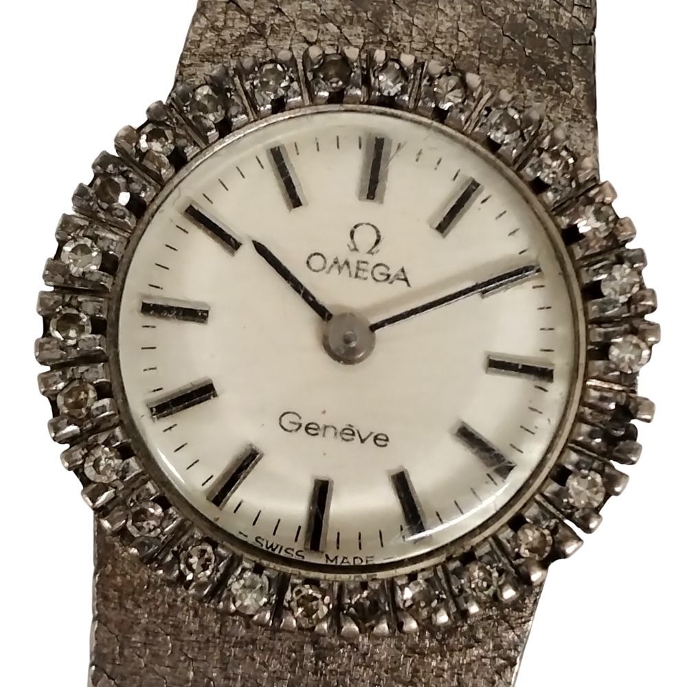 OMEGA Geneve スクエア 手巻き時計 ダイヤモンド装飾 Yahoo!オークション -「オメガ ジュネーブ ダイヤベゼル 手巻き