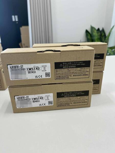 ★未使用品 三菱電機 シーケンサ AJ65SBTB1-32T(2023年製)×4個セット