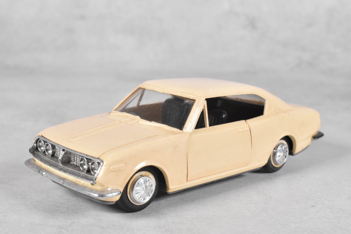 数十年前の日本製 ヨネザワ Diapet【トヨタ コロナ MARKⅡ 1900】 Yahoo!オークション -「ダイヤペット コロナ」の落札相場・落札価格